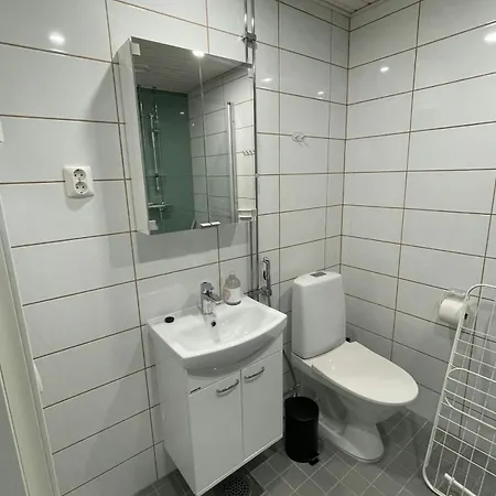 Convenient For 3 Huoneisto *